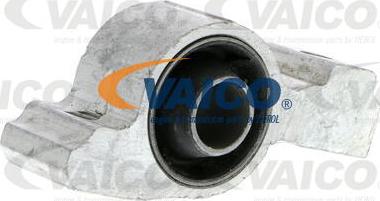 VAICO V42-0142 - Silent Block, Supporto Braccio Oscillante www.autoricambit.com