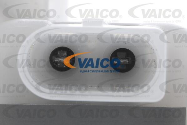 VAICO V10-8562 - Serbatoio compensazione, Refrigerante www.autoricambit.com