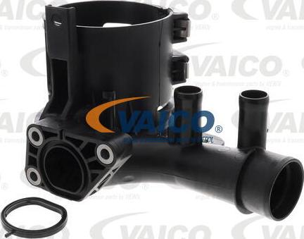 VAICO V30-3679 - Bocchettone di raccordo, condotto refrigerante www.autoricambit.com