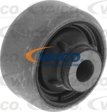 VAICO V30-2517 - Silent Block, Supporto Braccio Oscillante www.autoricambit.com