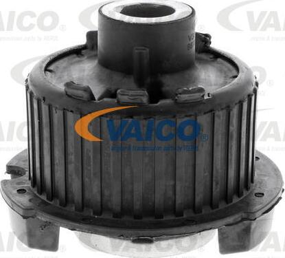 VAICO V30-2589 - Silent Block, Supporto Braccio Oscillante www.autoricambit.com