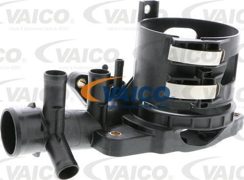 VAICO V30-2633 - Bocchettone di raccordo, condotto refrigerante www.autoricambit.com