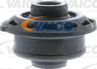 VAICO V22-0234 - Silent Block, Supporto Braccio Oscillante www.autoricambit.com