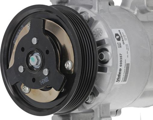 Valeo 699357 - Compressore, Climatizzatore www.autoricambit.com