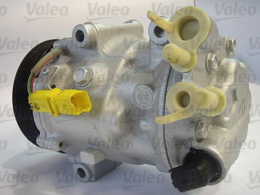 Valeo 813725 - Compressore, Climatizzatore www.autoricambit.com