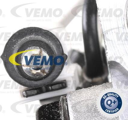 Vemo V46-15-0012 - Compressore, Climatizzatore www.autoricambit.com