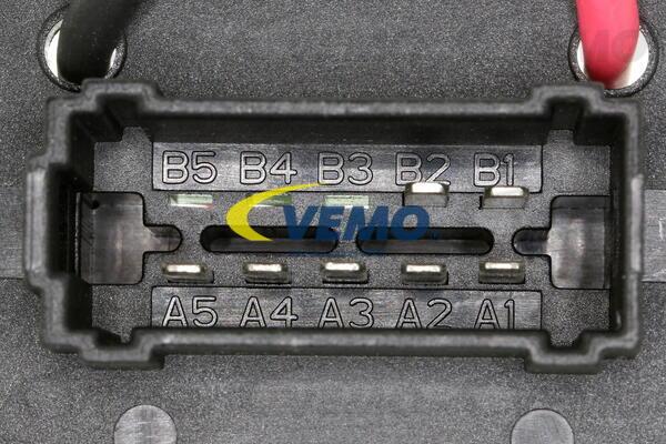 Vemo V46-79-0018 - Regolatore, Ventitlatore abitacolo www.autoricambit.com