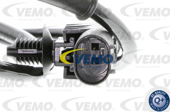 Vemo V38-72-0084 - Sensore, N° giri ruota www.autoricambit.com