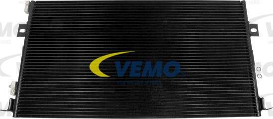 Vemo V33-62-0007 - Condensatore, Climatizzatore www.autoricambit.com