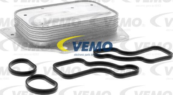 Vemo V22-60-0047 - Radiatore olio, Olio motore www.autoricambit.com