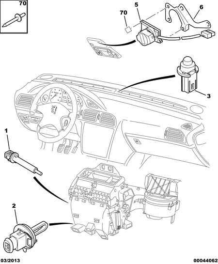 PEUGEOT 6445.S4 - Sensore, Temperatura abitacolo www.autoricambit.com